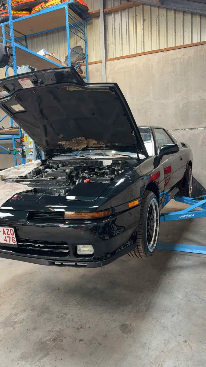 Toyota supra mk3